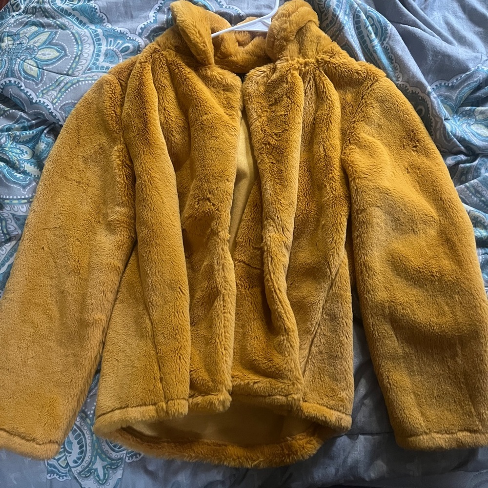 Women’s Large Yellow Faux Fur Jacket